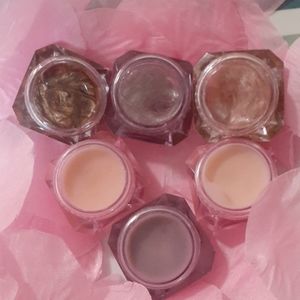 LIPGLOSS and lip balm